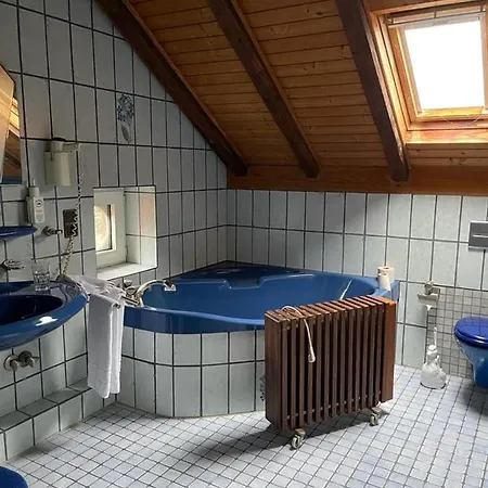 B-hotel Hotel
